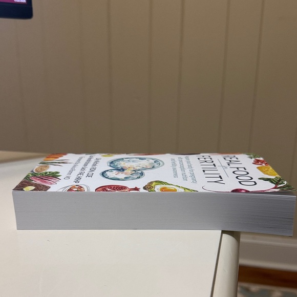 Real Food for Fertility Book - Picture 5 of 6